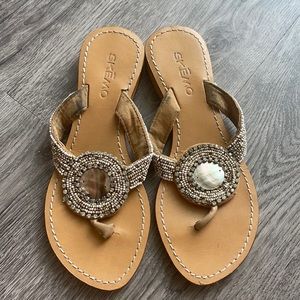 Skemo sandals